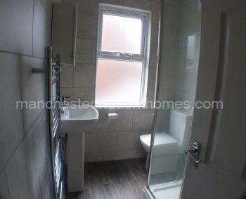 No 1 bathroom, first floor 