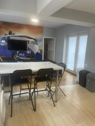 New Breakfast Bar and Stools 2022