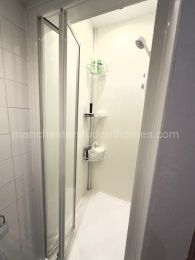Shower room (ground floor)