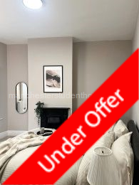 Bedroom 3 (first floor)