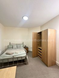 Bedroom 3 (First floor)